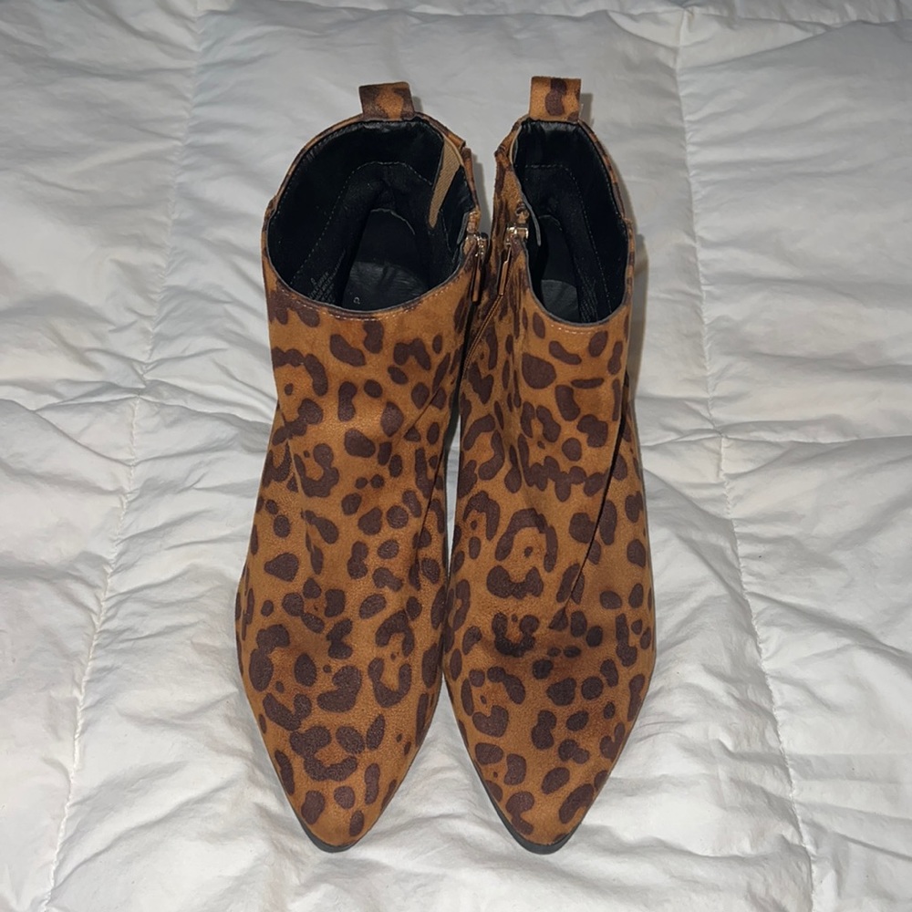 Target brand leopard ankle boots size 9